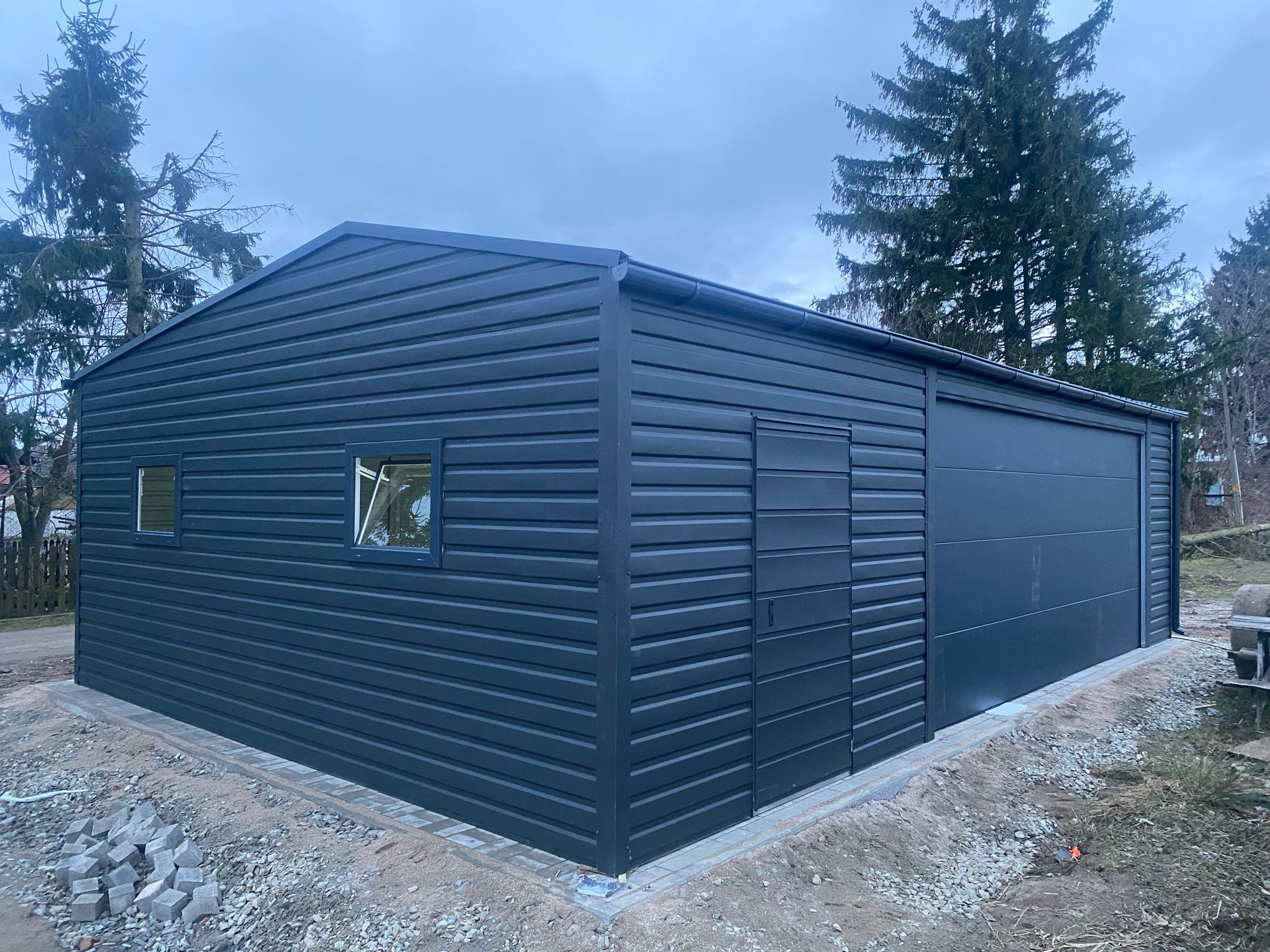 Garaż Premium 9x6 Brama Segmentowa Profil 60x40 NR 107 - Image 5